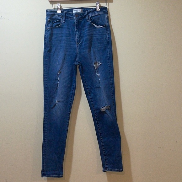 Womens Abercrombie & Fitch Curve Love The Super Skinny High Rise Jeans - Picture 1 of 3
